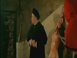 Anne libert bare în divers scenes,first ea masturbates, ei tufis, sani, anal sunt visible. bucura-te thellos completely uncovered episodes de la the demons.