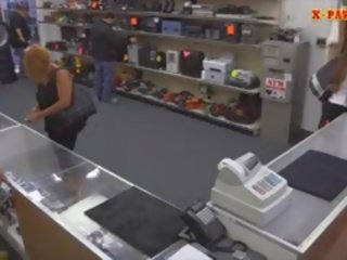 Huge Ass Amateur Banged With Pawnkeeper In The Backroom