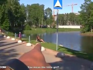Enticing stripper gets fucked in the park