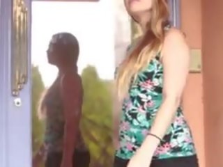 מקלחת סקס וידאו עם א hottie שמנמן בלונדינית חתיכה
