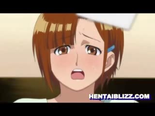 Rondborstig hentai zuigen schacht en hard poking