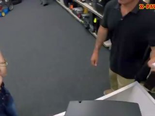 Kubaly jatty sells her tv and fucked hard at the pawnshop