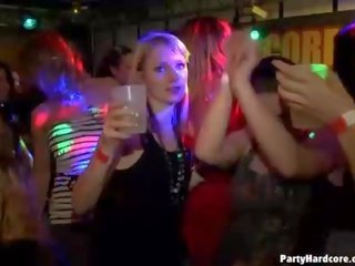 Girls wants to fuck the army dancer