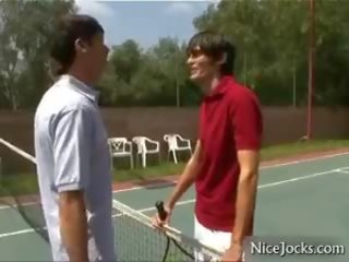 Thereafter tennis kuradi ja imema poolt nicejocks