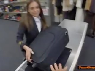 Latina Stewardess Sucks putz For Money