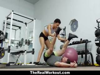 Therealworkout - nóng cá nhân trainer fucks khách hàng tại thể dục