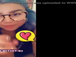 Tiktok étoile suce manhood obtient visage baisée