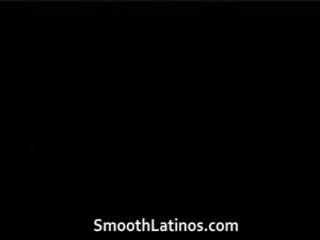 卢卡斯 打猎 催人泪下 他的 同性恋者 轴 喜欢 一 怪物 4 由 smoothlatinos