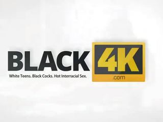 Black4k. i virgjër e zezë tip në e bardhë hottie në wonderful seks veprim